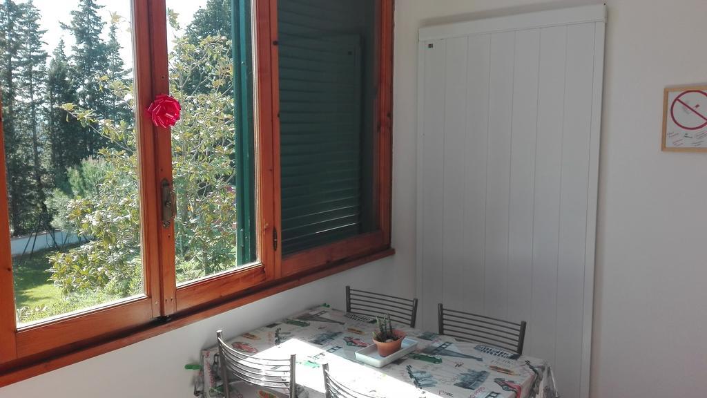 Appartamento Sezzate 40 Strada in Chianti Bagian luar foto
